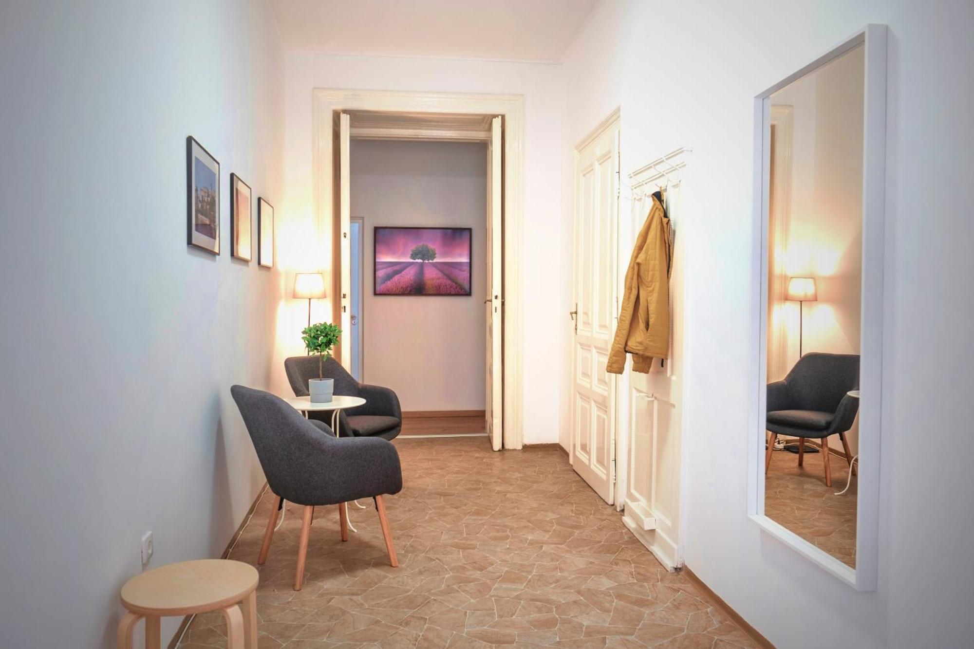Ferienwohnung Jozsef Krt 3Br - Near Corvin Budapest Exterior foto